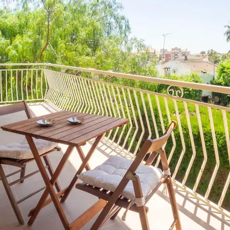 Valkiria - Xeckin Holidays * Calafell